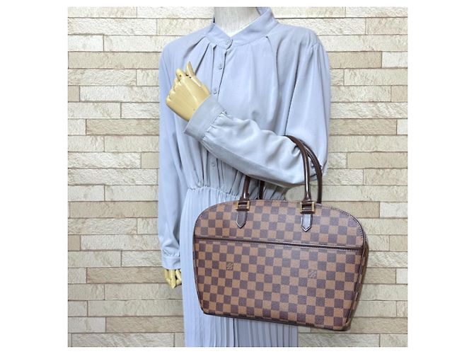 Borsa a mano Damier orizzontale Salia di Louis Vuitton Marrone - vista 2