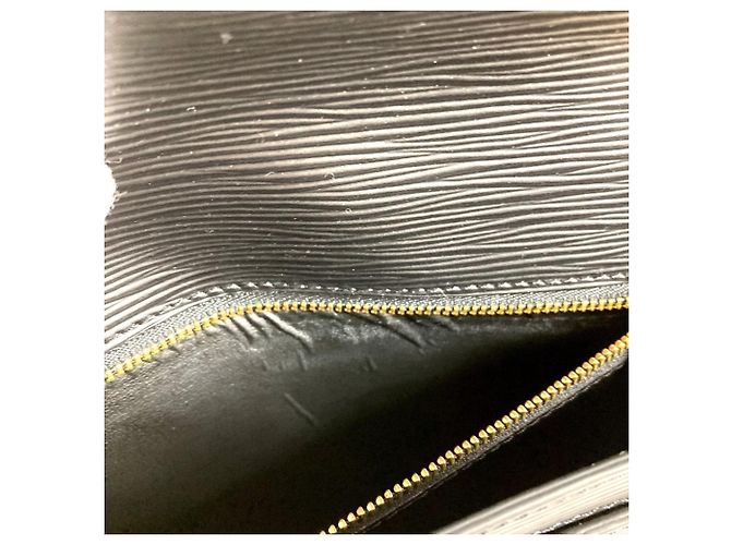Borsa Clutch Dragonne Pochette Sellier Epi Louis Vuitton Nero - vista 15
