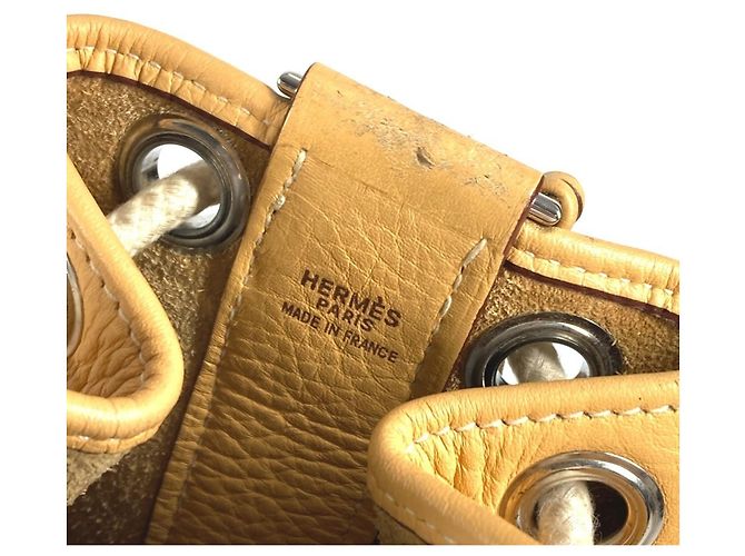 Borsa a spalla con cordino e logo perforato H di Hermès Beige Giallo - vista 13