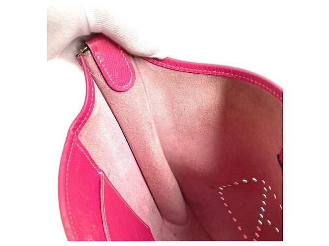 Bolsa Hermès Evelyne 1 PM em Rosa Tyrien - vista 15