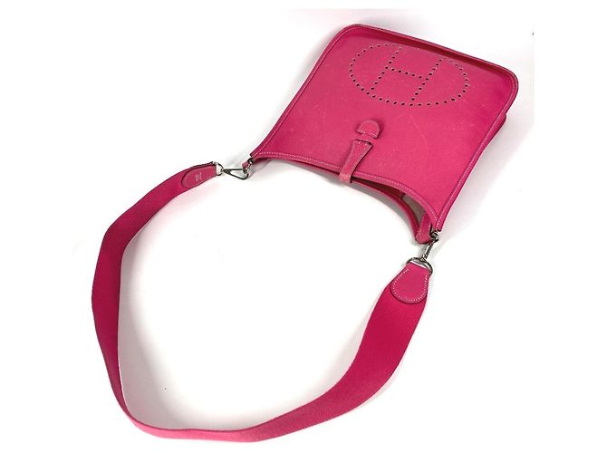 Bolsa Hermès Evelyne 1 PM em Rosa Tyrien - vista 8