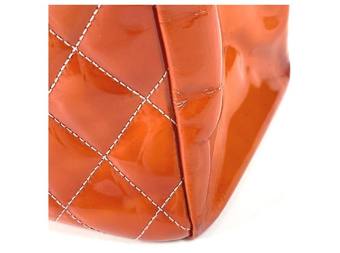 Bolsa CHANEL em matelassé acolchoado com logo CC Coco Rosa - vista 4