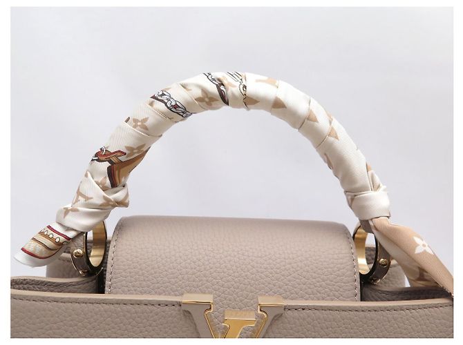 NUOVA BORSA A MANO LOUIS VUITTON CAPUCINES MM GRIGIO PIETRA BORSA ULTIMATE - vista 13