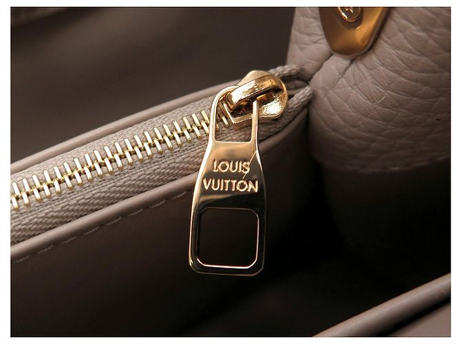 NUOVA BORSA A MANO LOUIS VUITTON CAPUCINES MM GRIGIO PIETRA BORSA ULTIMATE - vista 9