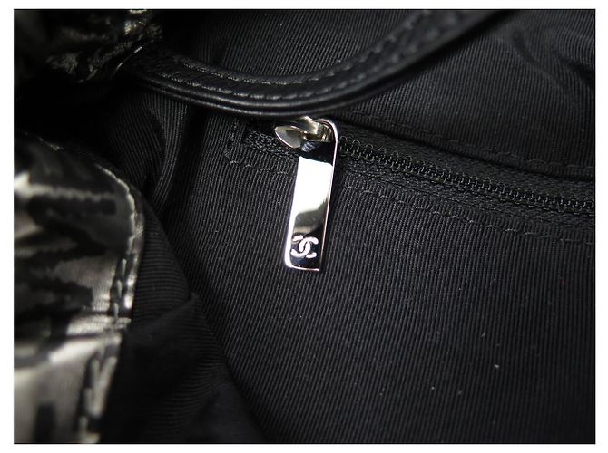BORSO CHANEL 31 RUE CAMBON MONOGRAMMA NYLON ARGENTO - vista 10