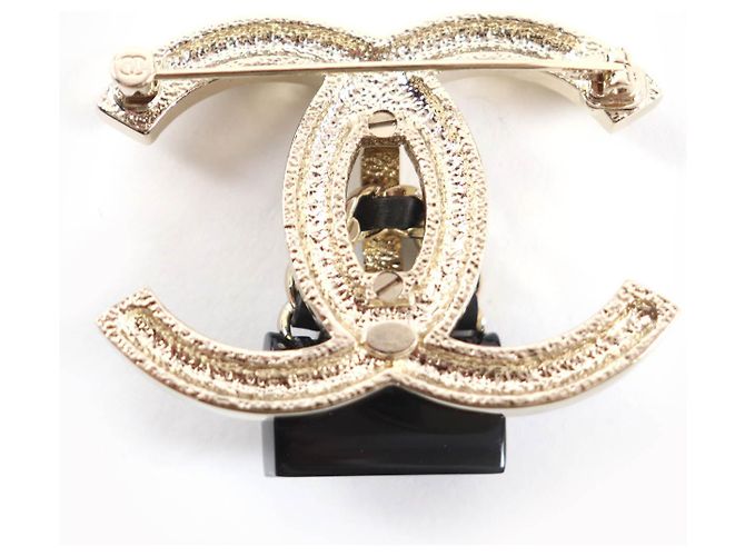 Chanel COCO Mark Brosche Golden Metallisch - Ansicht 3