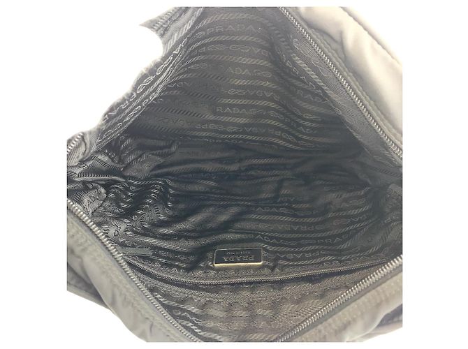 Bolsa de ombro Prada em nylon tessuto com logo triangular Preto - vista 9