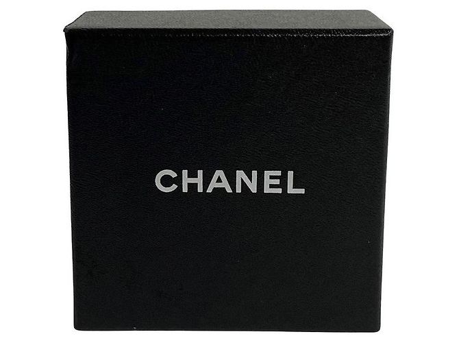 Farbstein-Brosche mit Coco-Logo von CHANEL Golden Metallisch - Ansicht 5