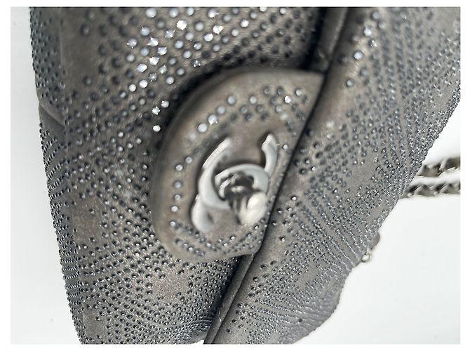 Chanel Classic Flap Tasche aus silbernem Strass. silberner Strass. mittel Braun - Ansicht 6