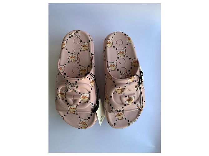 Marmont Gucci x Pikarar Gummisandalen Rosa Katzenmuster - Ansicht 5