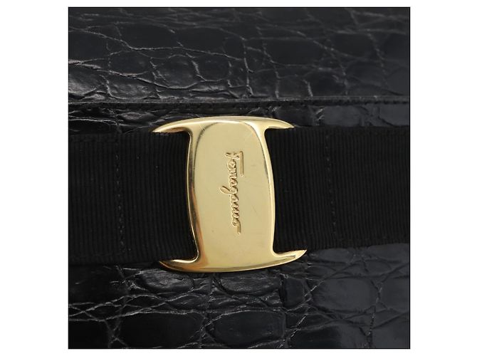Borsa a Spalla Salvatore Ferragamo in Pelle Nera Oro Auth ka3122A Nero D'oro - vista 14