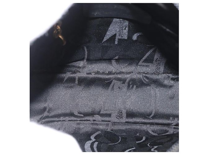Borsa a Spalla Salvatore Ferragamo in Pelle Nera Oro Auth ka3122A Nero D'oro - vista 17