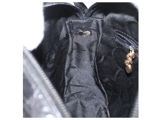 Borsa a Spalla Salvatore Ferragamo in Pelle Nera Oro Auth ka3122A Nero D'oro - vista 19