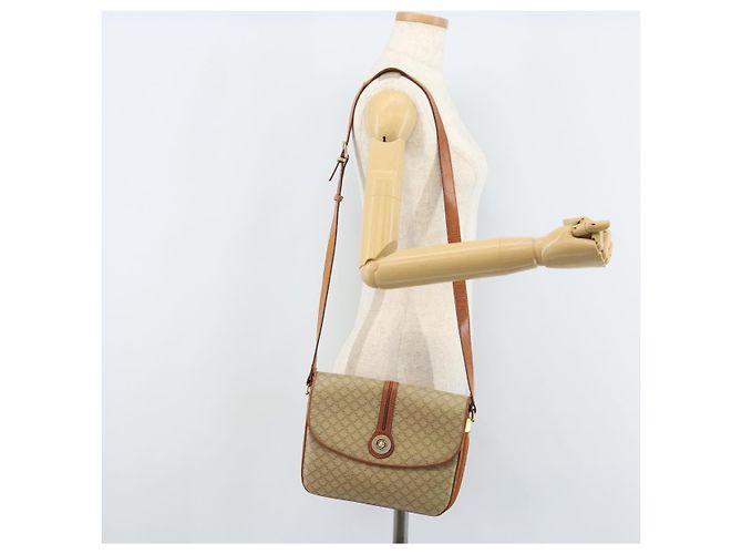 Céline Borsa a Spalla Circolare in Tela Macadam CELINE PVC Beige Oro Auth ARZ313 D'oro - vista 24