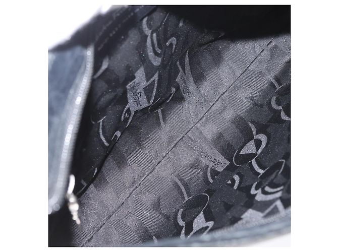 Borsa a Spalla Vala in Pelle Nera Salvatore Ferragamo Auth 174573 Nero - vista 17