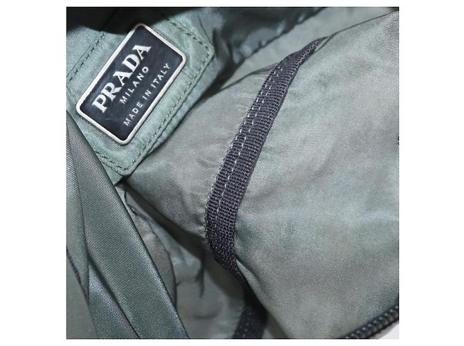 Borsa a corpo PRADA in nylon verde argento Auth ARZ294 - vista 10