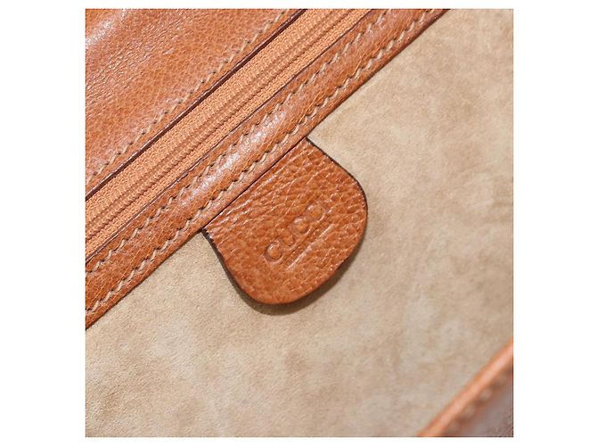GUCCI Clutch in Pelle Marrone Oro Auth ep13771 D'oro - vista 15