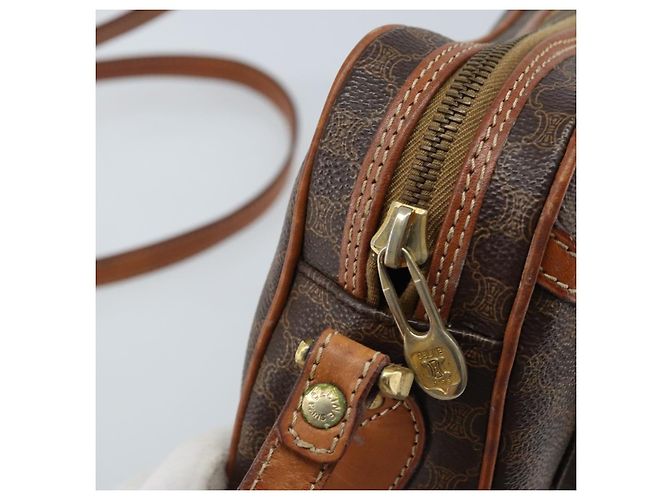 Céline Borsa a Spalla in Tela Macadam CELINE in Pelle PVC Marrone Oro Auth ARZ276 D'oro - vista 16