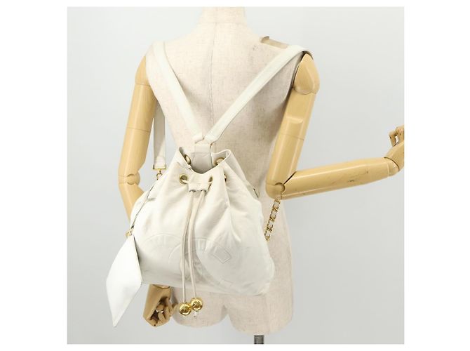 Zaino CHANEL in pelle bianca oro CC Auth gh1739 Bianco D'oro - vista 23