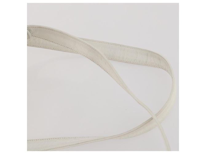 Zaino CHANEL in pelle bianca oro CC Auth gh1739 Bianco D'oro - vista 8