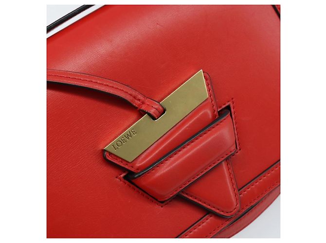 Borsa a Spalla LOEWE in Pelle Rossa e Oro Auth ki6486 Rosso D'oro - vista 18