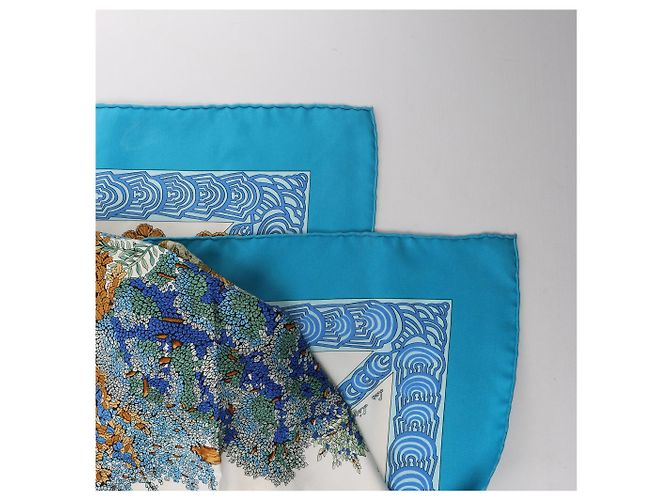 Fazzoletto di seta Hermès Carré 90 "Les Legendes de L'Arbre" in blu - vista 3