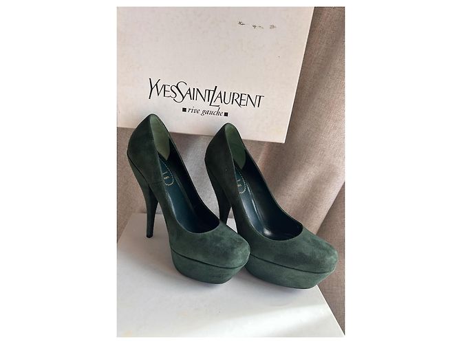 Yves Saint Laurent – Escarpins "Lucy 105" en Daim Vert Forêt - vue 2