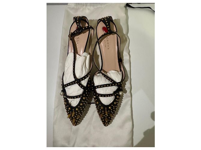 Sandali Gucci in pelle nera con borchie e perle Nero - vista 6