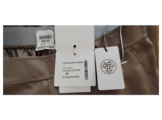 PANTALONES DE PIJAMA DE SEDA HERMÈS. Caqui - vista 7