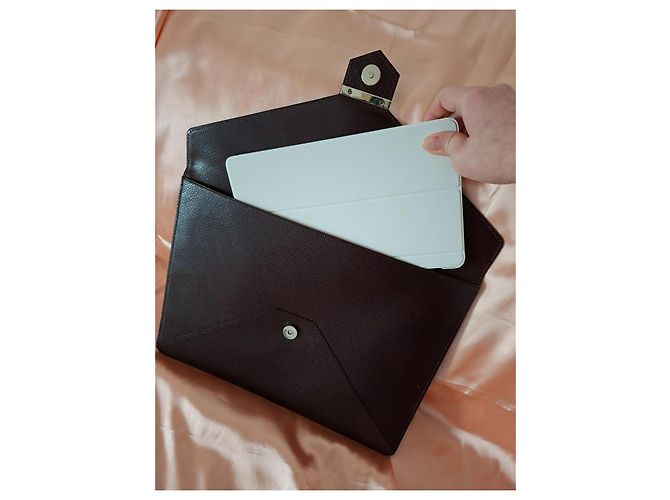 Yves Saint Laurent YSL Braune genarbte Leder-Clutch Bordeaux Dunkelbraun - Ansicht 7