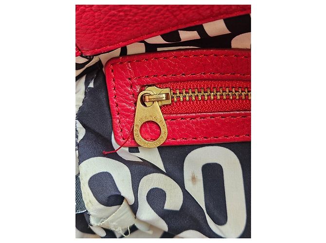 Marc by Marc Jacobs Sac Marc Jacobs en cuir grainé rouge - Excellent état ! - vue 18