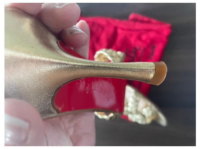 Christian Louboutin MARIBIS NAPPA PLATINO D'oro - vista 13