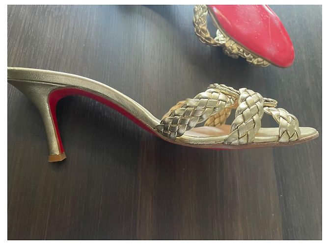 Christian Louboutin MARIBIS NAPPA PLATINO D'oro - vista 7