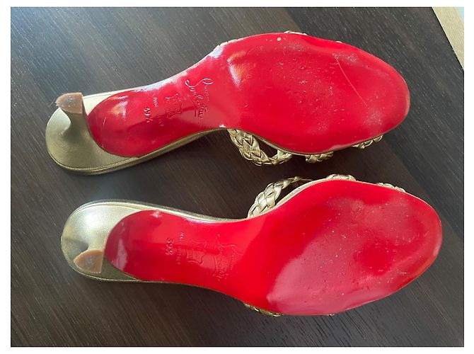 Christian Louboutin MARIBIS NAPPA PLATINO D'oro - vista 8