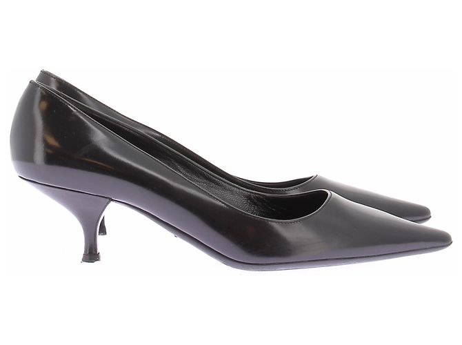 Prada Schwarze Pumps aus lackiertem Leder - Ansicht 2
