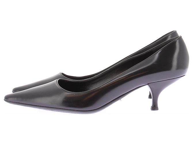 Prada Schwarze Pumps aus lackiertem Leder - Ansicht 3