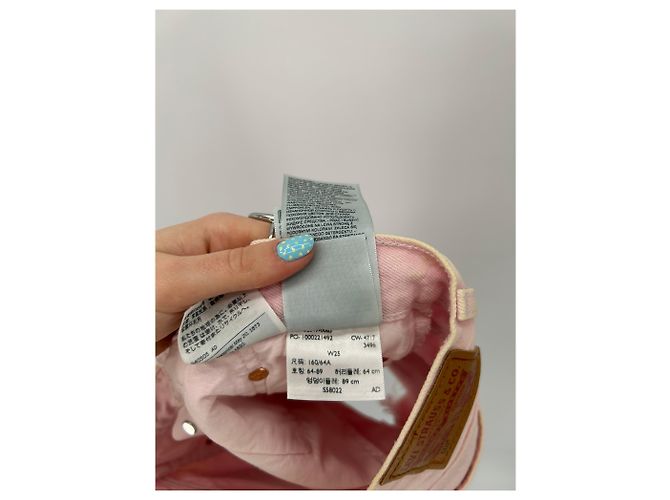 Short in denim rosa Levi's - vista 4