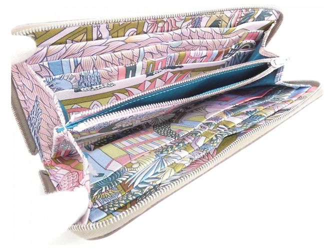 Silk In Billetera clásica de seda ANIMAPOLIS de Hermès Castaño - vista 5