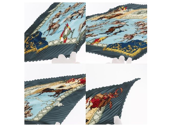 Sciarpa plissettata Hermès in seta della Real Escuela Andaluza Del Arte blu - vista 3