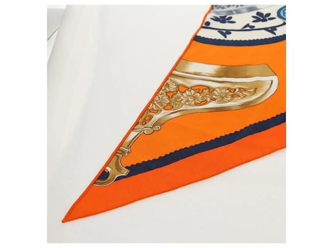 Sciarpa in cashmere Hermès Etriers Triangle Geant Arancione - vista 2