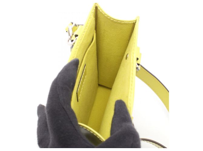 Borsa Petite Sac Plat Louis Vuitton Verde - vista 3