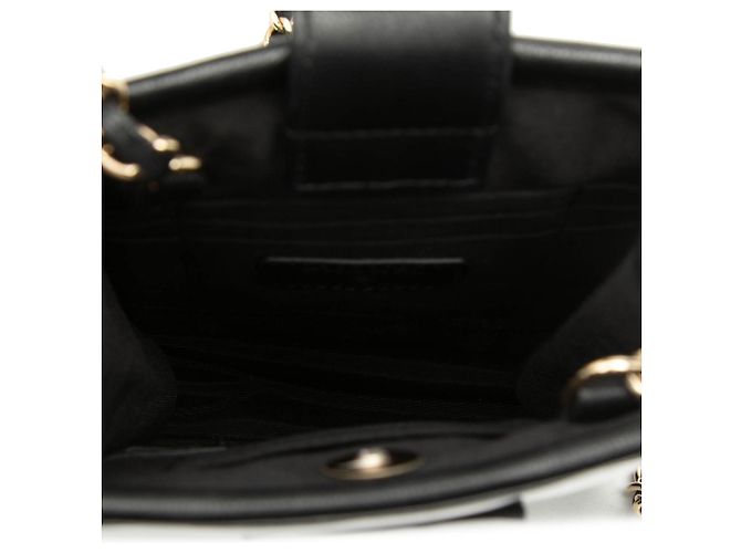 Clutch per telefono in tweed nero e PVC di Chanel con catena - vista 4