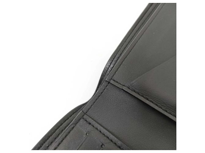 Louis Vuitton Bi-fold Wallet in Black Aerogram Leather - view 7