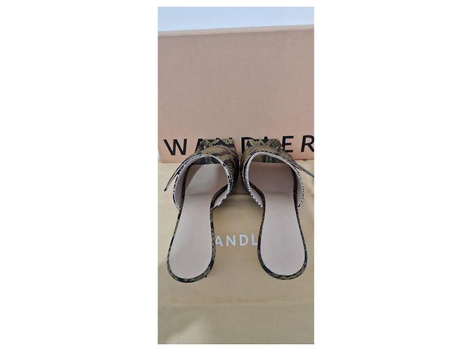 Wandler Sandalen mit Python-Effekt aus Leder Braun Schwarz Grün - Ansicht 7