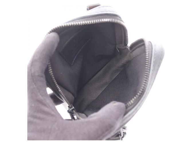 Borsa a Spalla Messenger Danube di Louis Vuitton Nero - vista 3