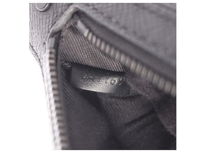 Borsa a Spalla Messenger Danube di Louis Vuitton Nero - vista 5