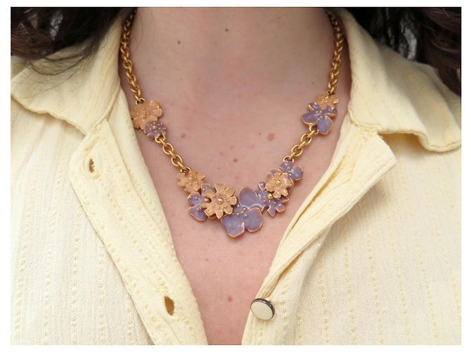 SET VINTAGE JEAN LOUIS SCHERRER COLLANA + ORECCHINI + BROCCO IN EMAIL D'oro - vista 8