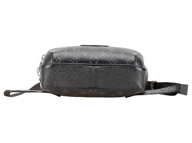 Bumbag Borsa a tracolla Louis Vuitton Monogram Eclipse Taigarama per esterni Nero - vista 3