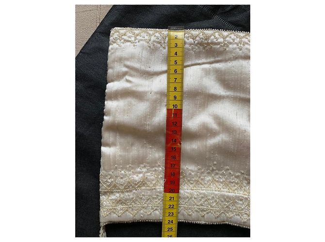 Autre Marque Borsa a tracolla Laura Ashley in seta avorio con perline Bianco - vista 7