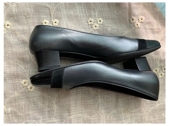 Autre Marque Scarpe basse nere in pelle e camoscio Nero - vista 2